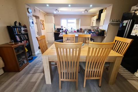 4 bedroom semi-detached house for sale, Langfield Crescent, Droylsden