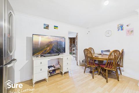 undefined, Raybarn Road, Hemel Hempstead, Hertfordshire, HP1 3LX
