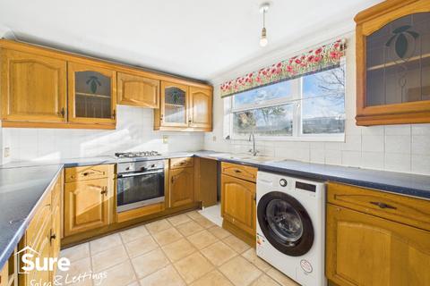3 bedroom end of terrace house to rent, Raybarn Road, Hemel Hempstead, Hertfordshire, HP1 3LX