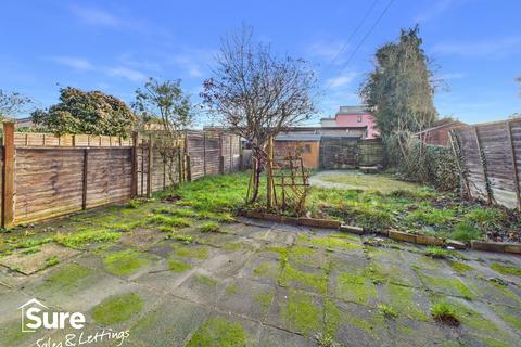undefined, Raybarn Road, Hemel Hempstead, Hertfordshire, HP1 3LX