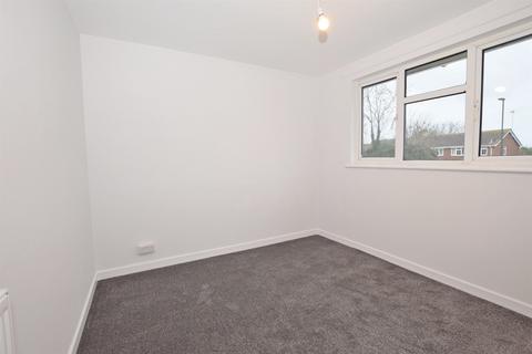 3 bedroom terraced house to rent, Flansham Park, Bognor Regis, PO22