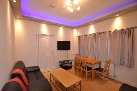 6 bedroom house to rent, Scarsdale Road, Manchester M14
