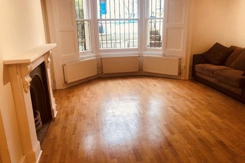 undefined, Yonge Park, London N4