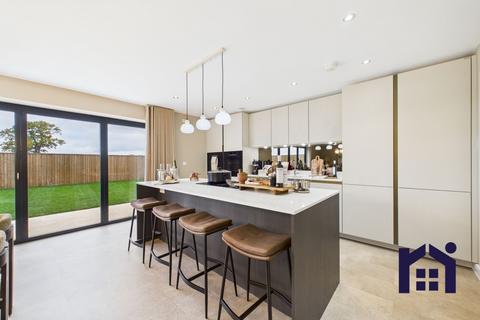 4 bedroom detached house for sale, Laurel Gardens, Farington Moss, PR26 6BH
