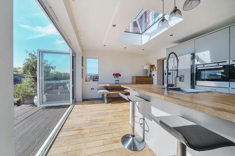 4 bedroom end of terrace house for sale, New Hythe Lane, Larkfield