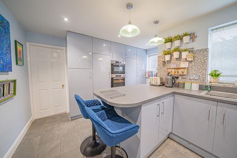 5 bedroom detached house for sale, Bridge Meadow Drive, Knowle, B93
