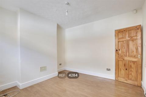 undefined, Nottingham NG4