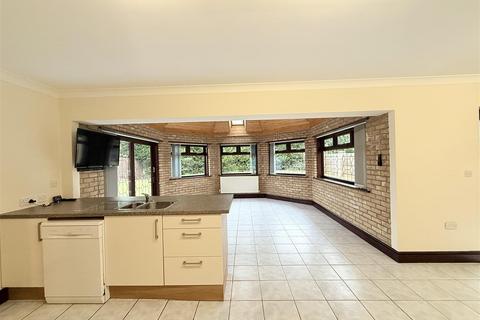 5 bedroom house to rent, Bernards Close, Bury St. Edmunds IP28
