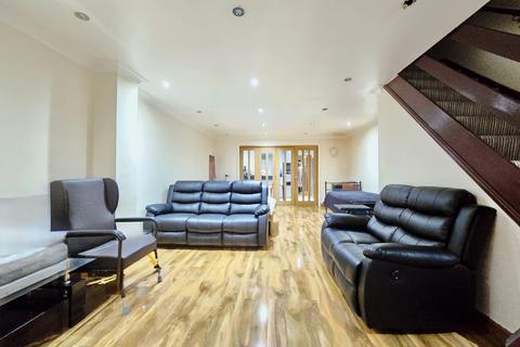 undefined, Ranelagh Road,  Southall, UB1