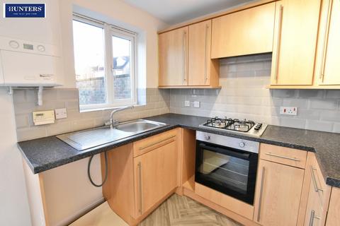 2 bedroom semi-detached house to rent, Temple Road, Scunthorpe