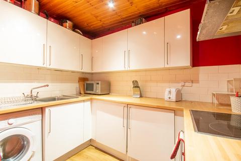 undefined, 2767L Milton Street, Edinburgh, EH8 8EZ