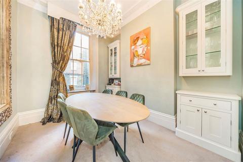 2 bedroom flat for sale, Alderney Street, London SW1V