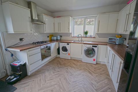 3 bedroom semi-detached house for sale, Park Road, Barnoldswick, BB18