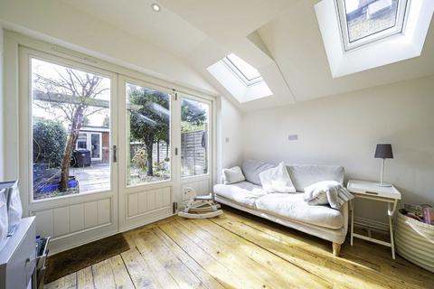 undefined, Gomer Place, Teddington TW11