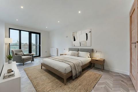 2 bedroom penthouse to rent, Sidegate Road, NR30