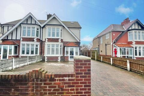 undefined, Broadway, Cleveleys FY5