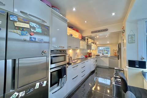 3 bedroom semi-detached house for sale, Broadway, Cleveleys FY5