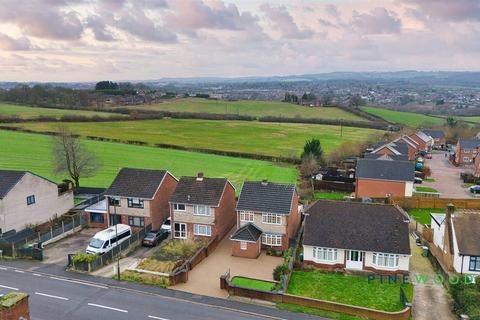 3 bedroom detached house for sale, North Wingfield Road, Chesterfield S42