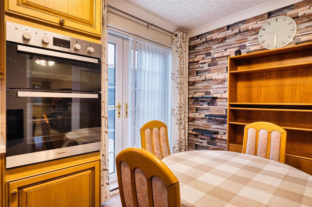 Kitchen / Diner