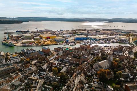 undefined, Old Town/Quay