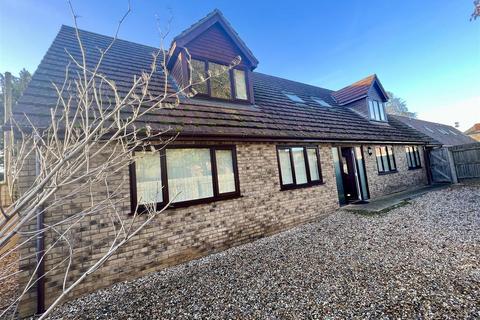 undefined, Queensway, Bury St. Edmunds IP28