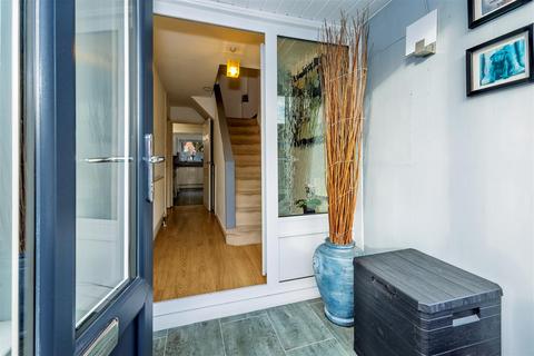 4 bedroom semi-detached house for sale, Elmdale Drive, Aldridge