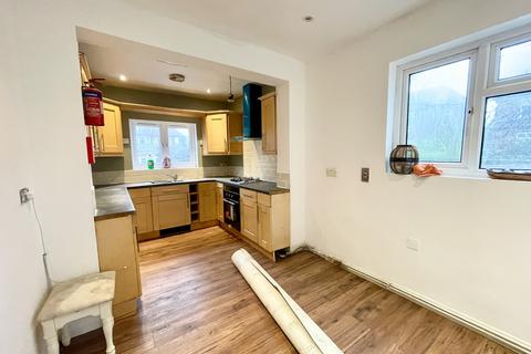 undefined, Windsor Road, London E11