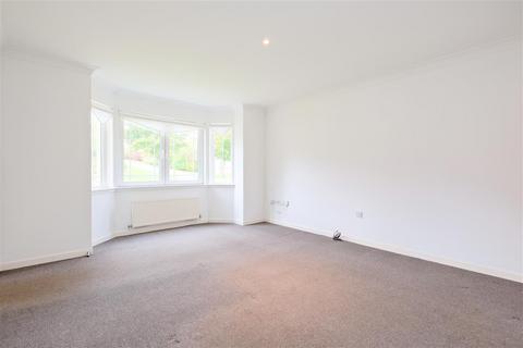 undefined, Greenoakhill Ave, Uddingston