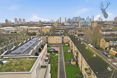 2 bedroom flat for sale, Barford House, E3