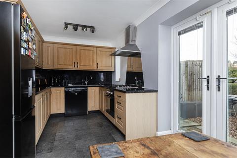 undefined, Ainley Road, Huddersfield HD3