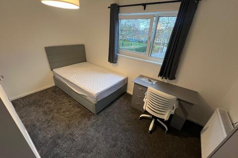 1 bedroom in a house share to rent, 144 Stumpacre, Peterborough PE3