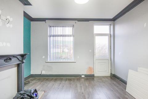 4 bedroom terraced house for sale, Lee Mount Road, Halifax HX3