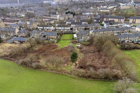 undefined, Land adjoining 115 Claremount Road, Halifax. HX3 6JQ
