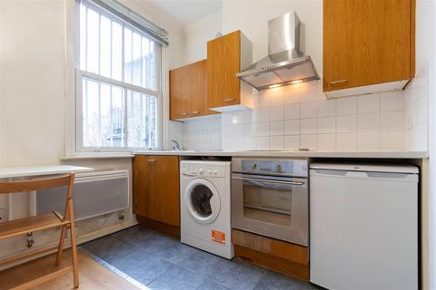 Studio to rent, Battersea Park Road, Battersea, SW11