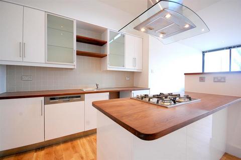 undefined, Thrawl Street, Spitalfields, E1