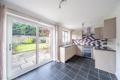 3 bedroom semi-detached house for sale, Malcote Close, Biddenham