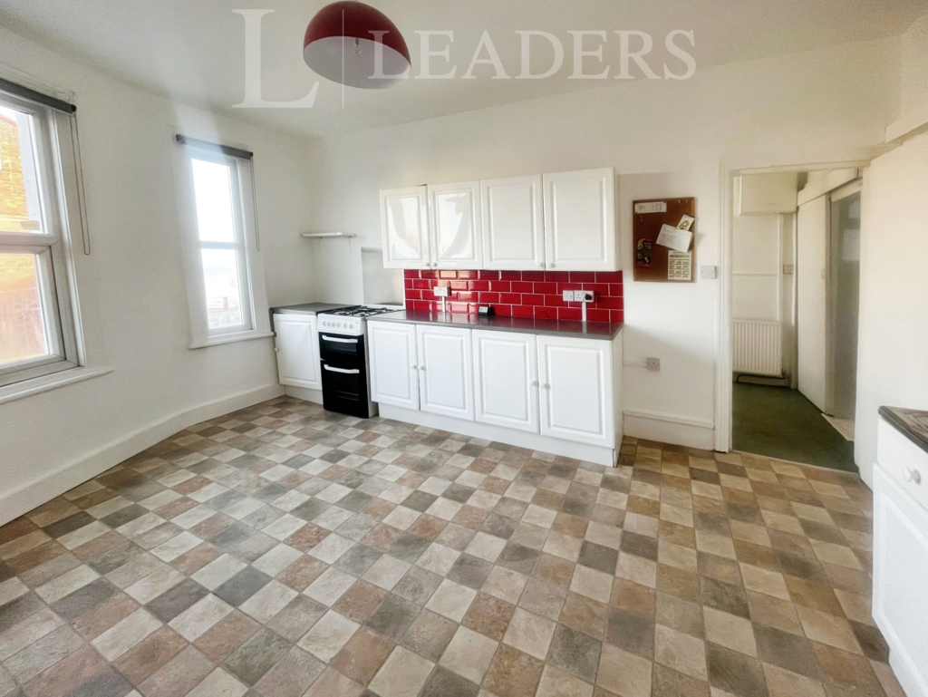 82735dbf-Kitchen 202