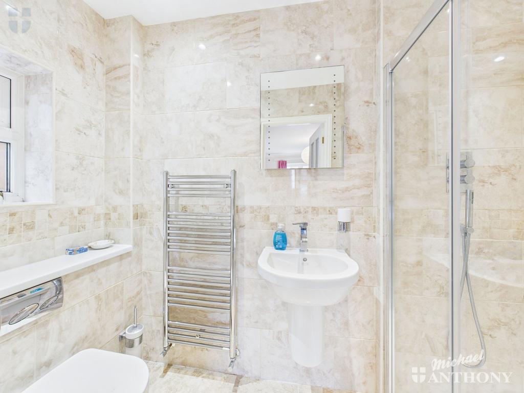 C374de5710344ea891cee92aef909382 80 CAM03852 G0-PR0