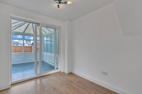 3 bedroom terraced house for sale, Blackberry Grove, Cheltenham GL52