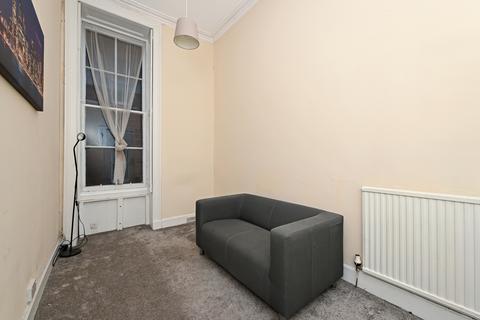 3 bedroom flat for sale, 21 Lutton Place, Edinburgh, EH8 9PD