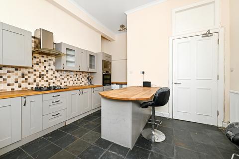 3 bedroom flat for sale, 21 Lutton Place, Edinburgh, EH8 9PD