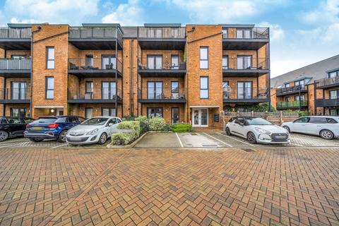 1 bedroom apartment for sale, Crusade Way, Strood, Rochester