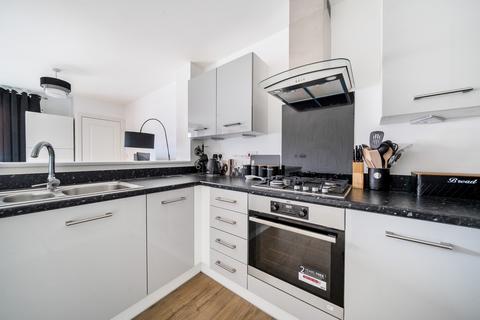 1 bedroom apartment for sale, Crusade Way, Strood, Rochester