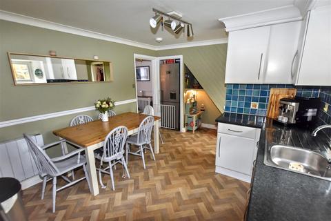 3 bedroom end of terrace house for sale, Lanner Hill, Lanner, Redruth