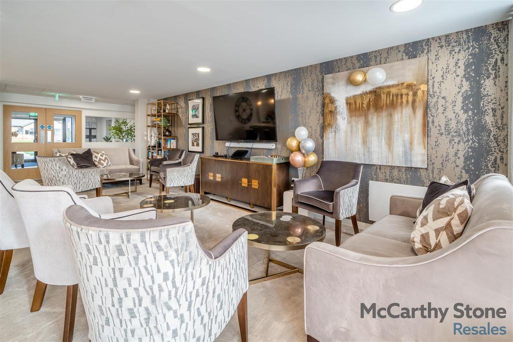 8667981-interior19.jpg