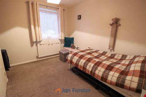 undefined, Kings Close, Gateshead