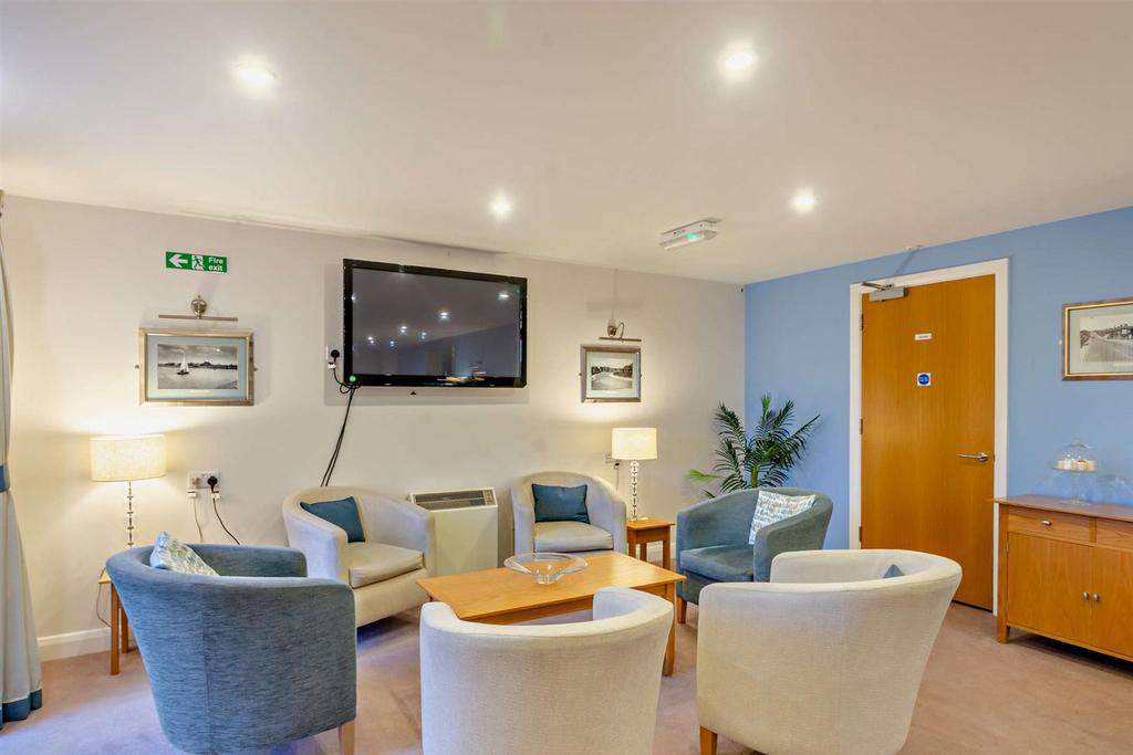 Homeowners Lounge