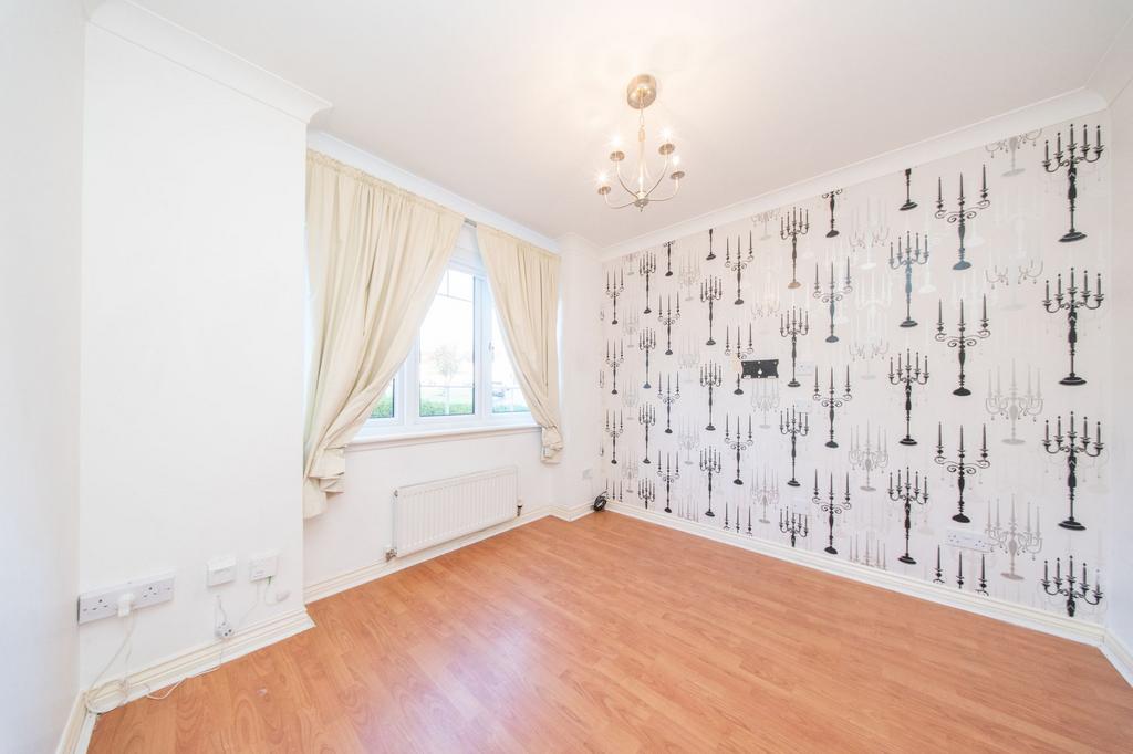 Dining Room/5th Bedroom