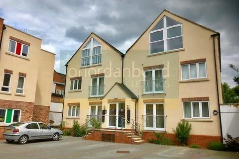 2 bedroom apartment to rent, St. Edmunds Court, St. Edmunds Road, Northampton NN1