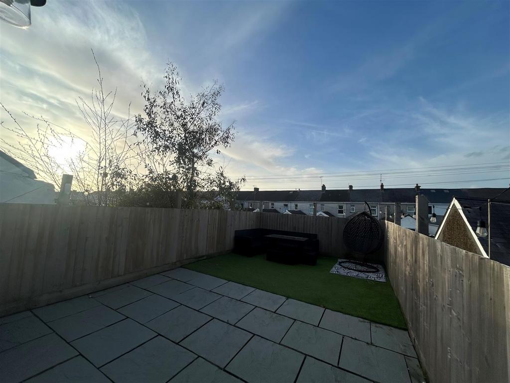 67 Glenalla rear1.jpg